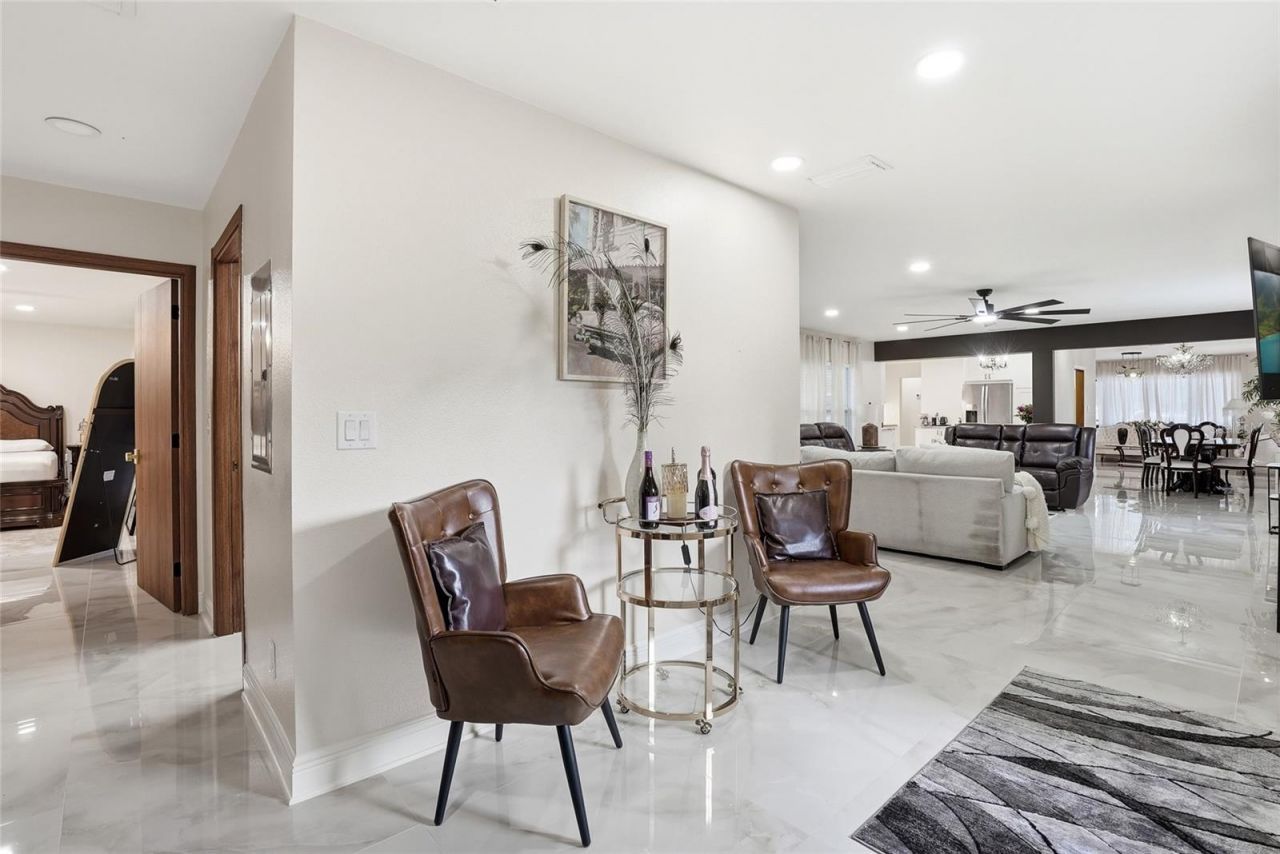 15040 Lake Magdalene Boulevard , Tampa, FL 33618 Photo