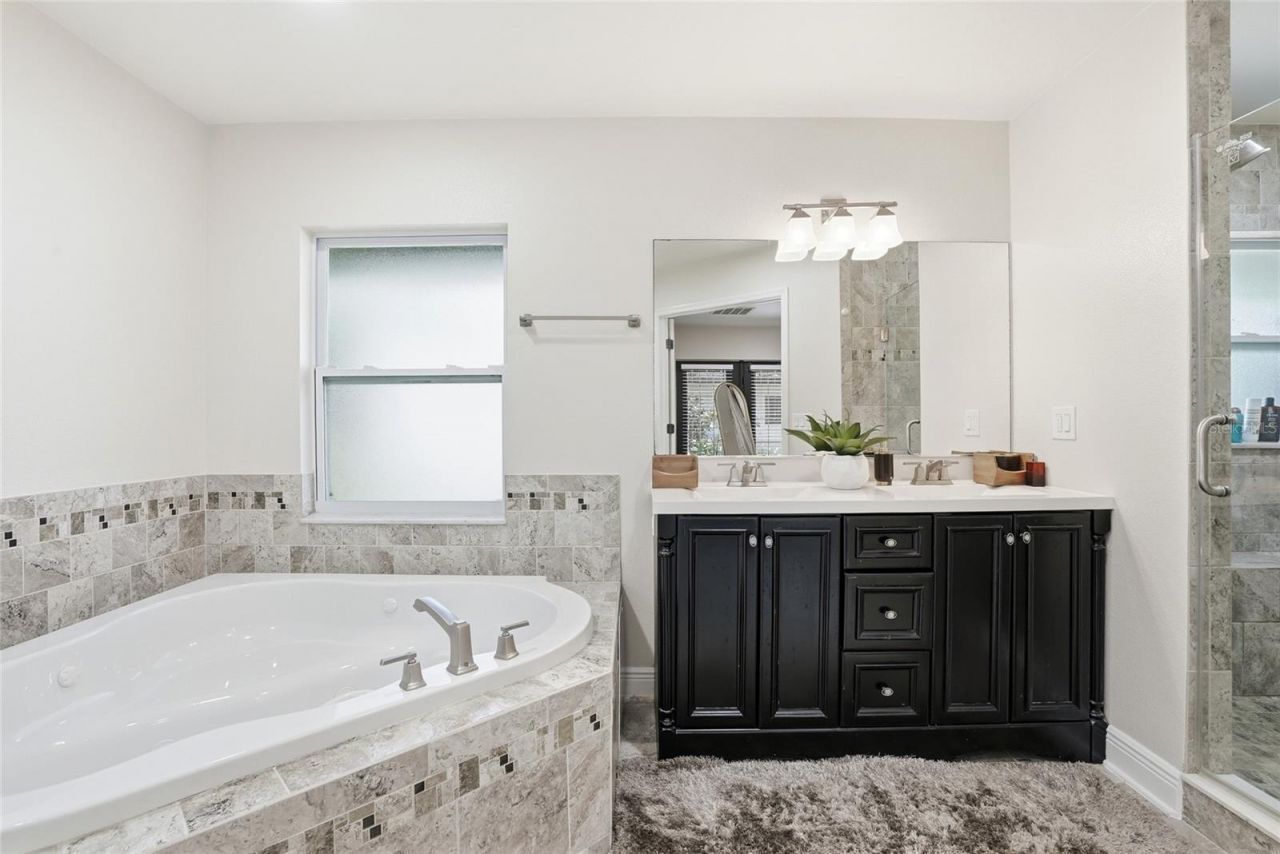 15040 Lake Magdalene Boulevard , Tampa, FL 33618 Photo