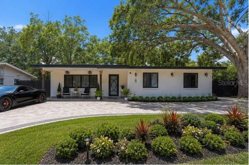 15040 Lake Magdalene Boulevard , Tampa, FL 33618 Photo