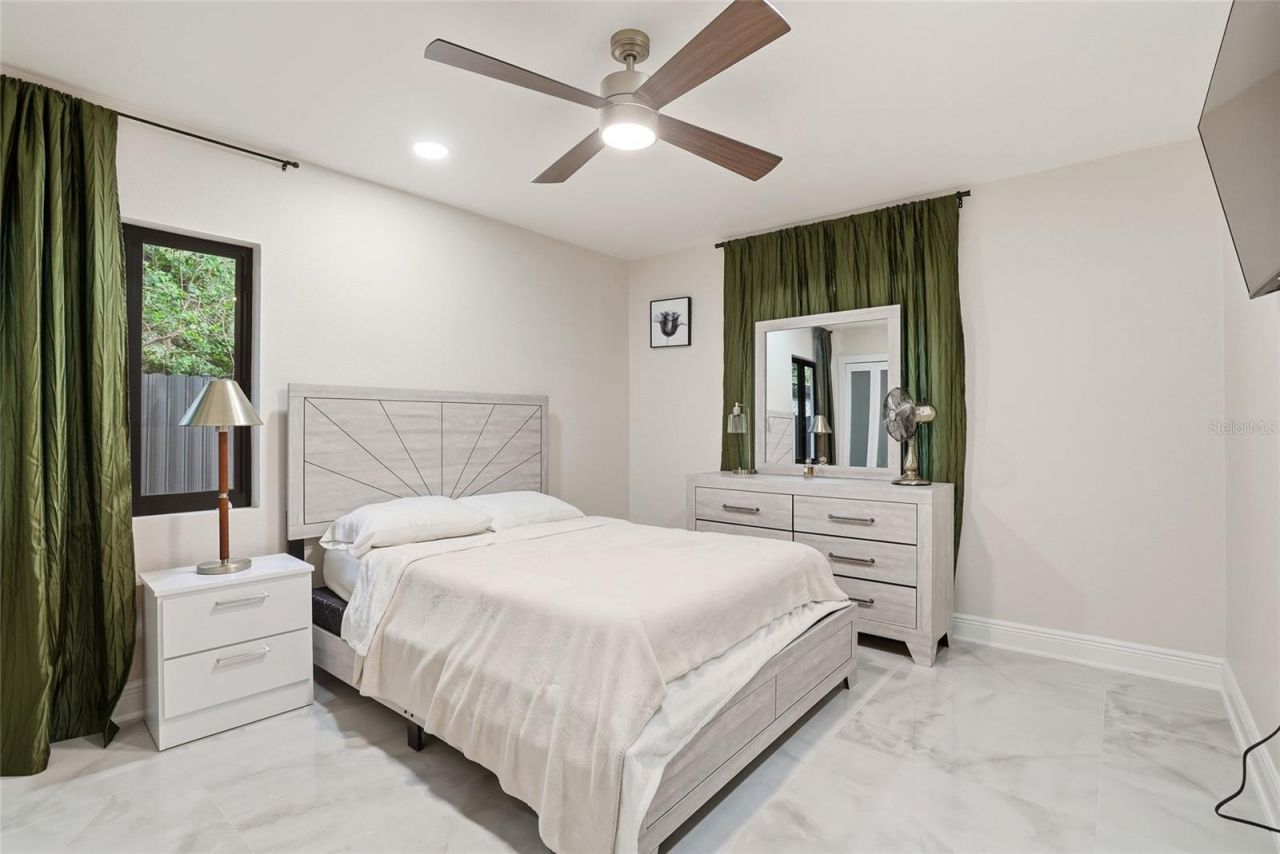 15040 Lake Magdalene Boulevard , Tampa, FL 33618 Photo