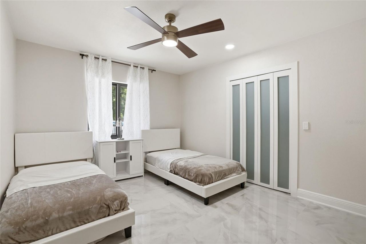 15040 Lake Magdalene Boulevard , Tampa, FL 33618 Photo