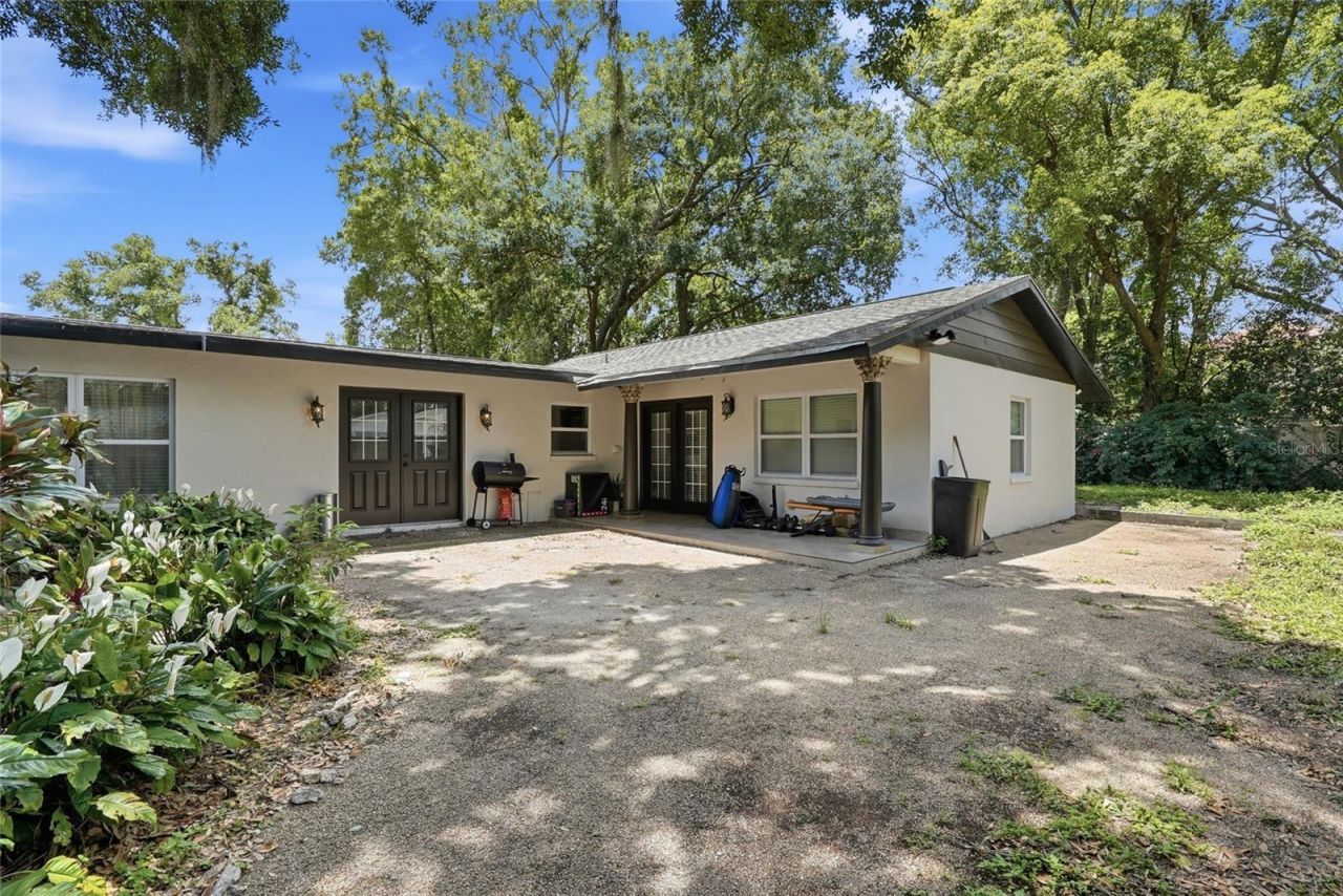 15040 Lake Magdalene Boulevard , Tampa, FL 33618 Photo