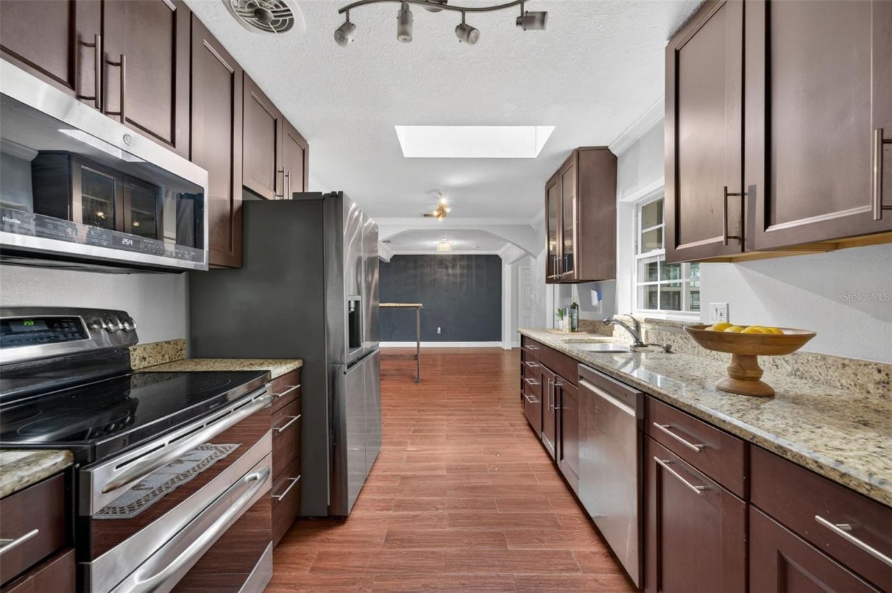 1009 Lake Bell Drive, Winter Park, FL 32789 Photo