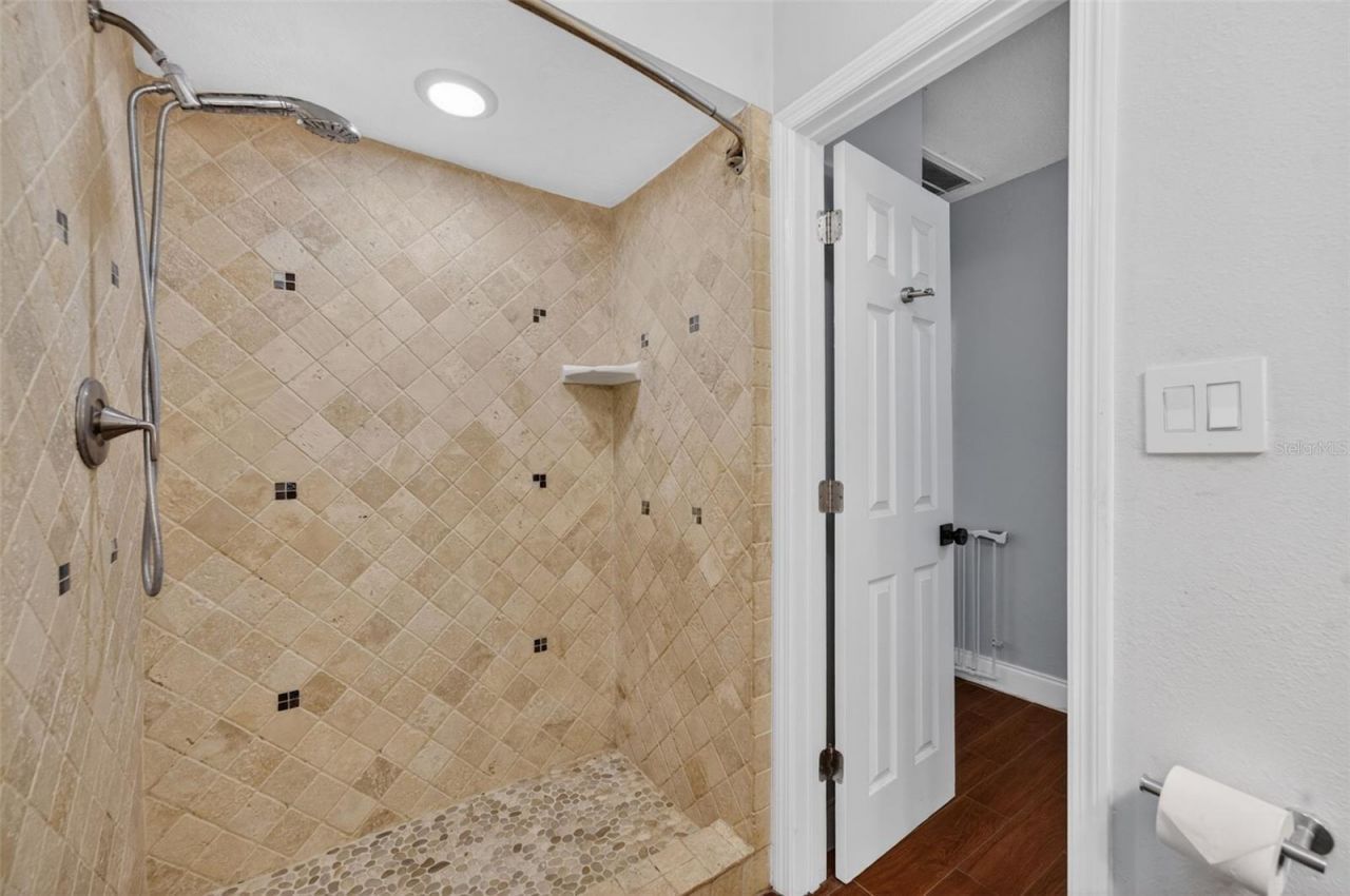 1009 Lake Bell Drive, Winter Park, FL 32789 Photo