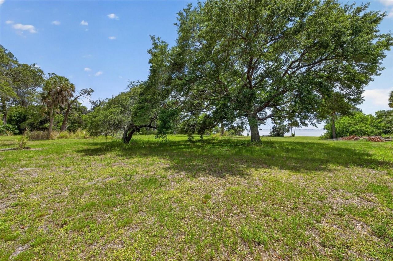 8258 Longbay Blvd, Sarasota, FL 34243 Photo