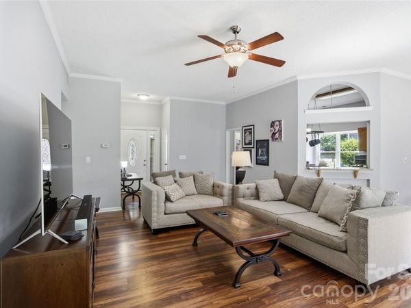 1814 Golden Heights Court, Charlotte, NC 28214