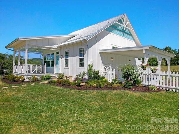 150 Brilliant Sky Road, Penrose, NC 28766