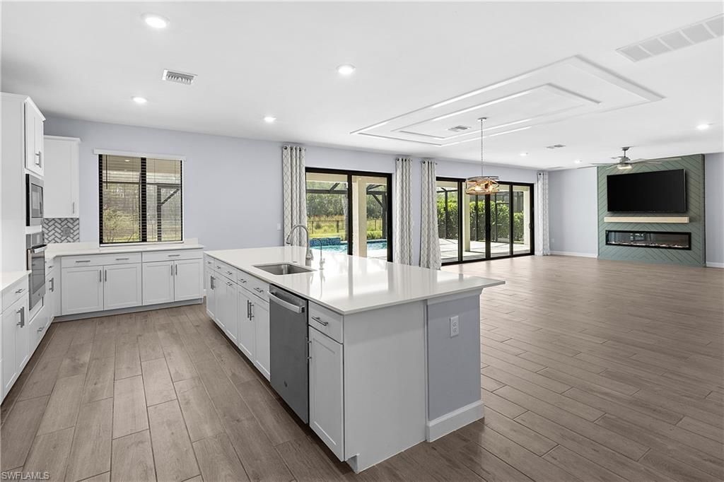 20475 Napa Loop, Estero, FL 33928 Photo