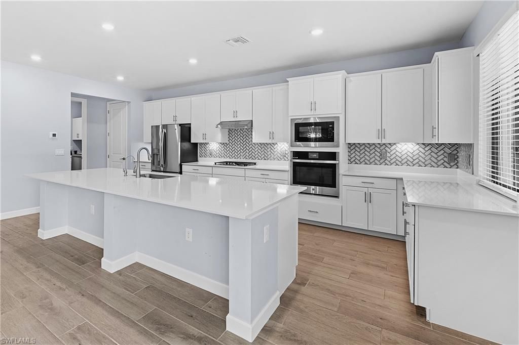 20475 Napa Loop, Estero, FL 33928 Photo
