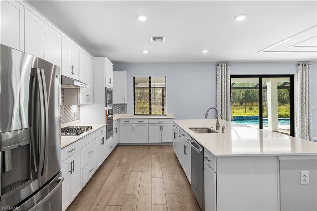 20475 Napa Loop, Estero, FL 33928 Photo