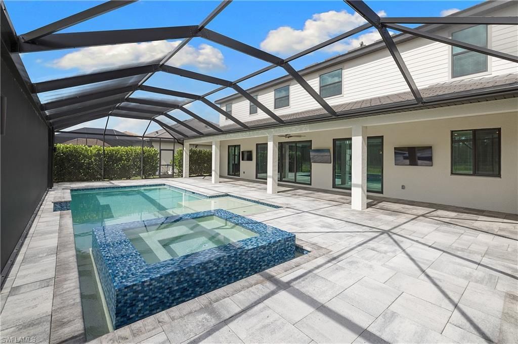 20475 Napa Loop, Estero, FL 33928 Photo