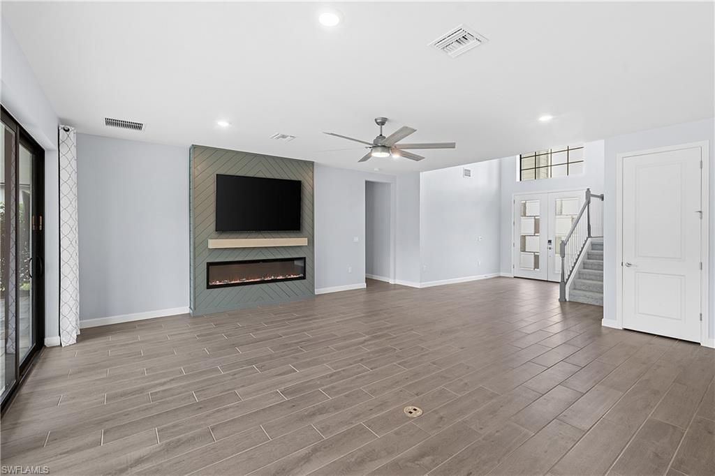 20475 Napa Loop, Estero, FL 33928 Photo