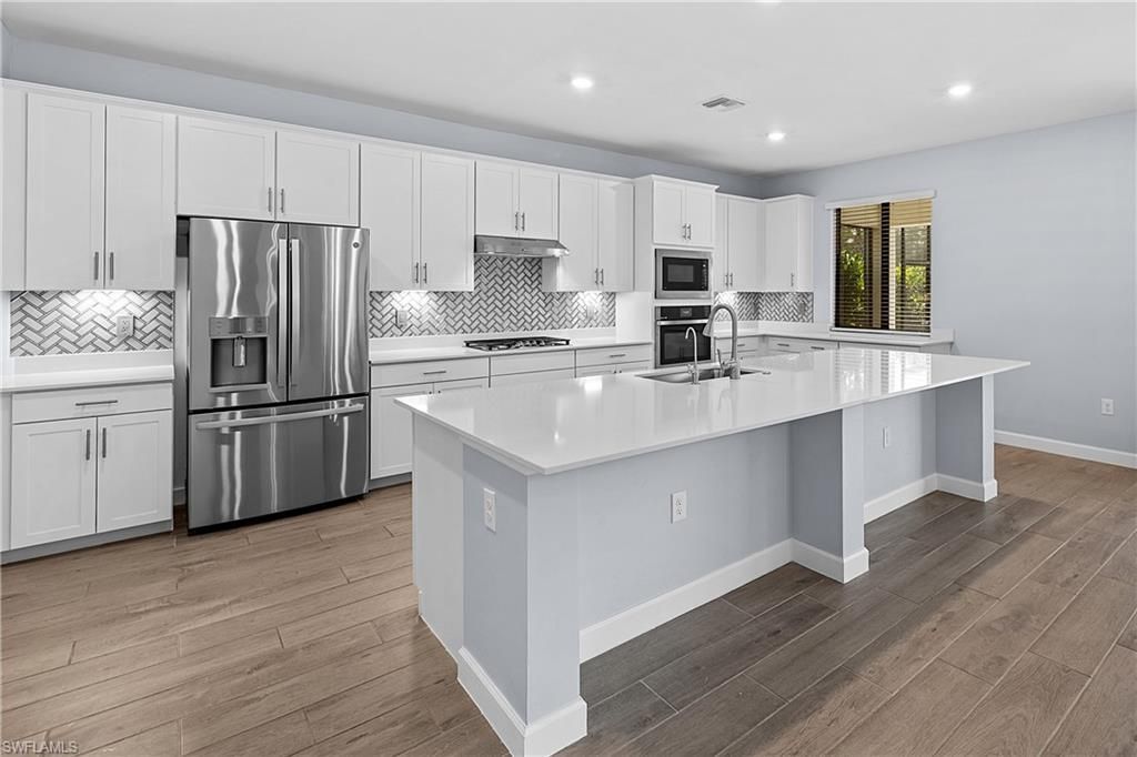 20475 Napa Loop, Estero, FL 33928 Photo