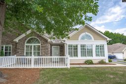 1701 Laryn Lane photo 4