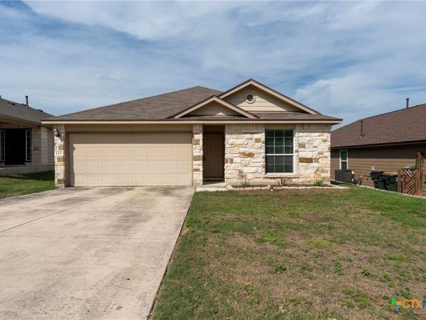 213 Hoya Lane, San Marcos, TX 78666