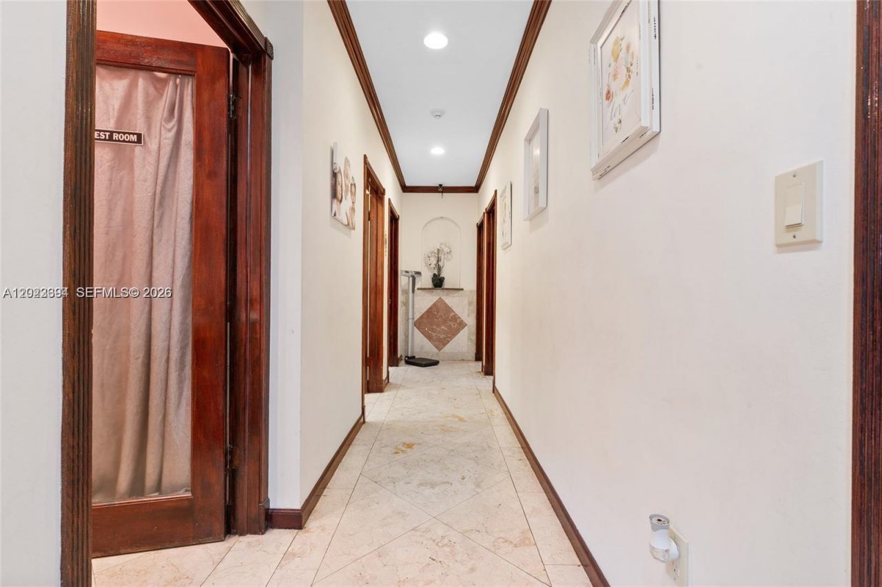 8525 SW 92nd St , Unit 16, Miami, FL 33156 Photo