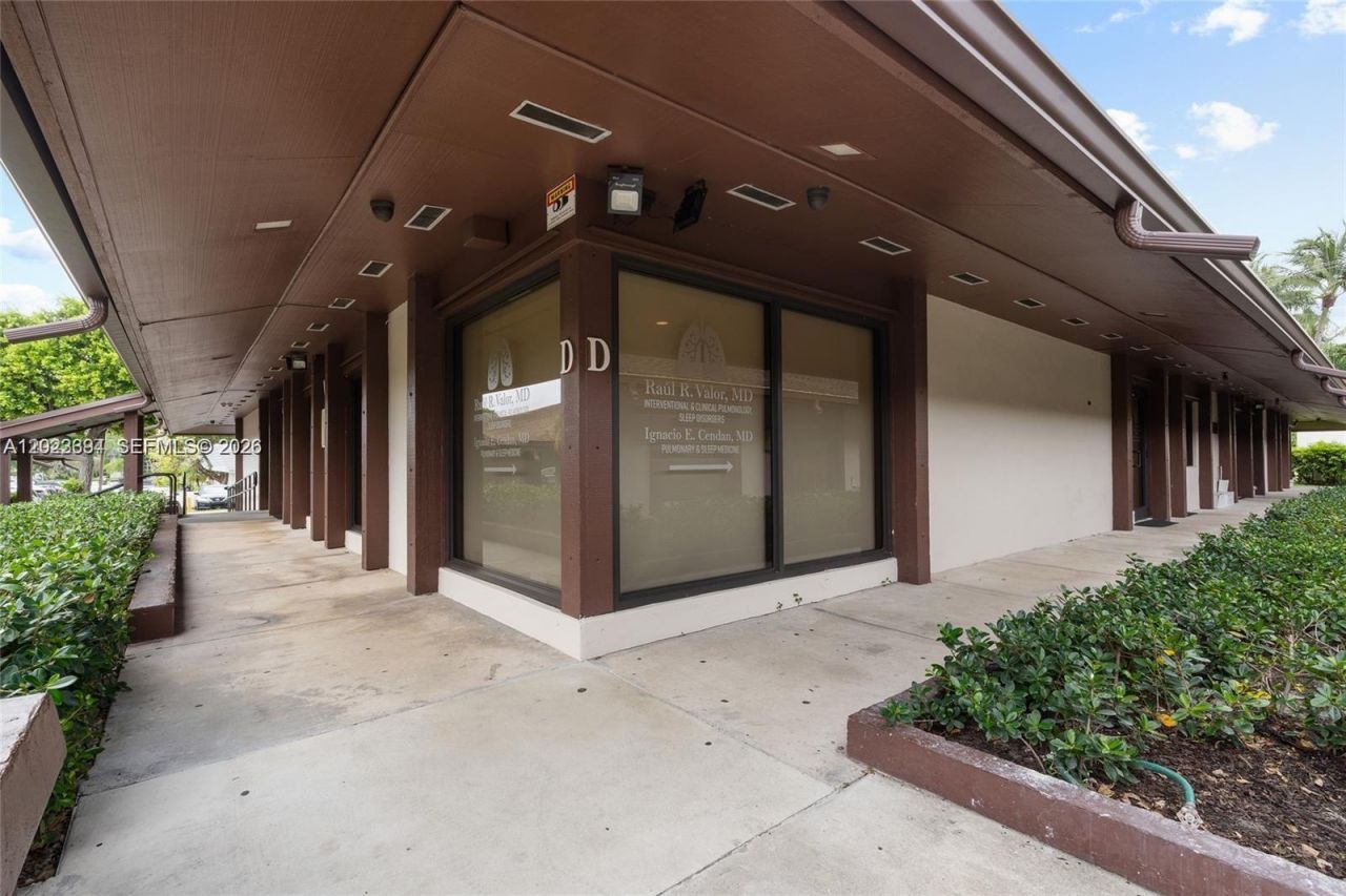 8525 SW 92nd St , Unit 16, Miami, FL 33156 Photo