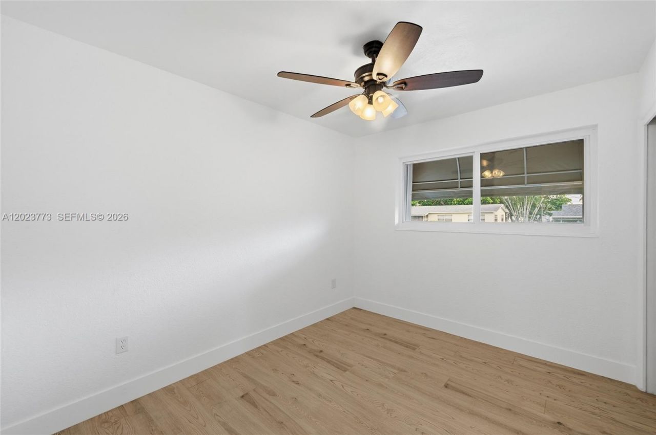 2780 NW 25th St, Fort Lauderdale, FL 33311 Photo