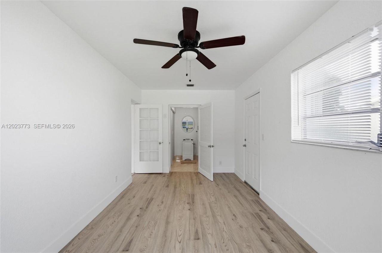 2780 NW 25th St, Fort Lauderdale, FL 33311 Photo