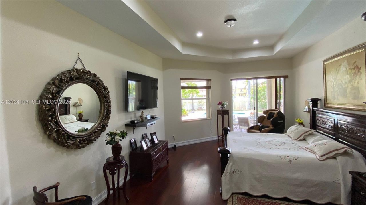 3885 E Hibiscus St , Weston, FL 33332 Photo