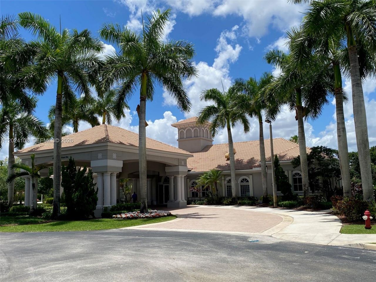 3885 E Hibiscus St , Weston, FL 33332 Photo