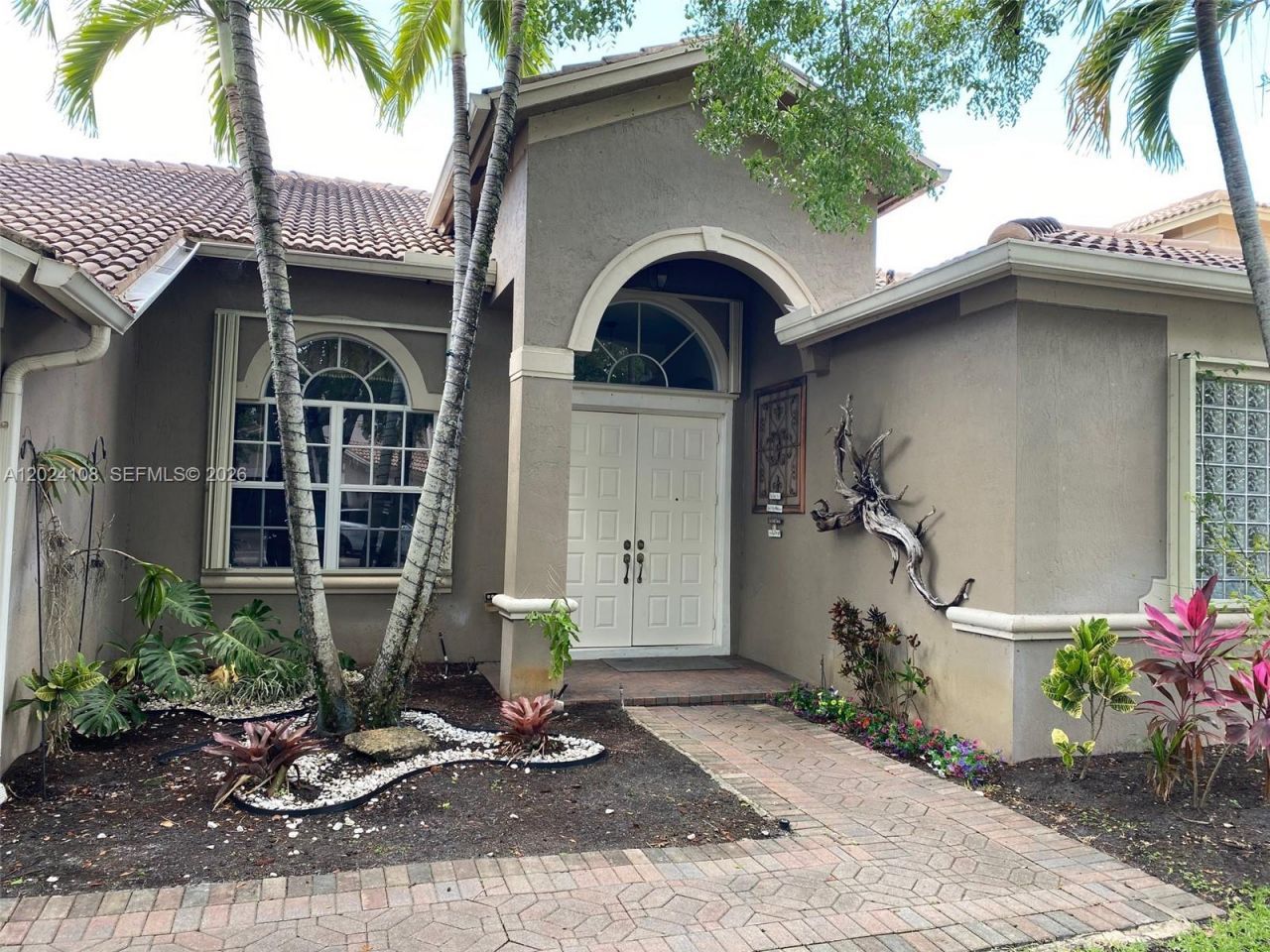 3885 E Hibiscus St , Weston, FL 33332 Photo