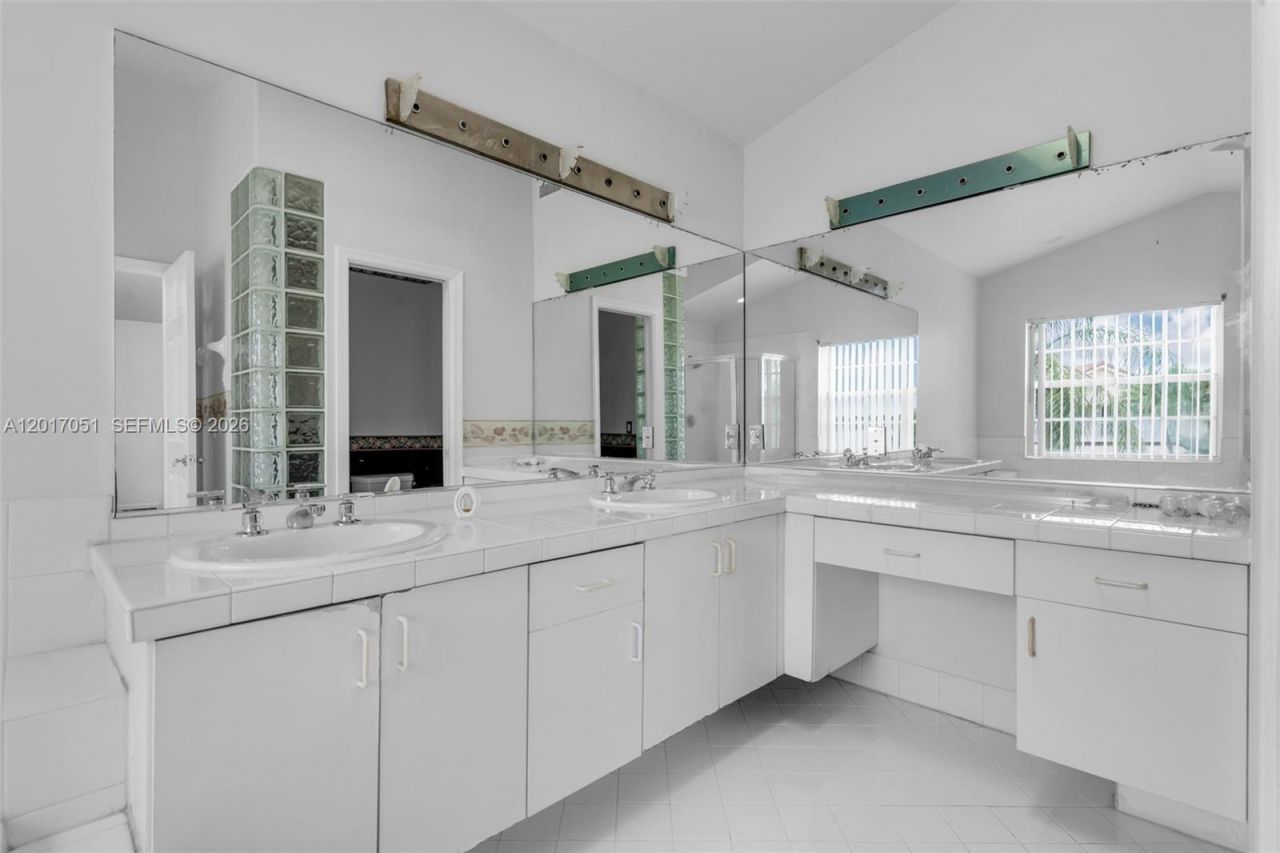 14876 SW 132nd Ave , Miami, FL 33186 Photo