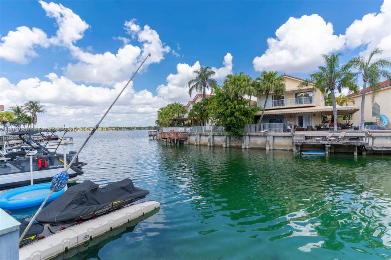 14876 SW 132nd Ave , Miami, FL 33186 Photo