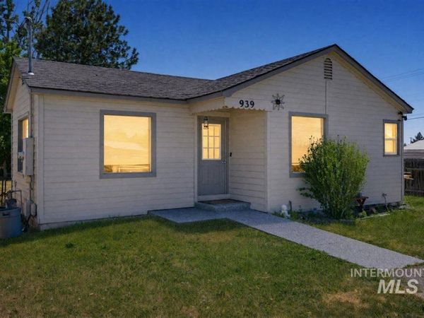 939 W Owyhee St, Kuna, ID 83634