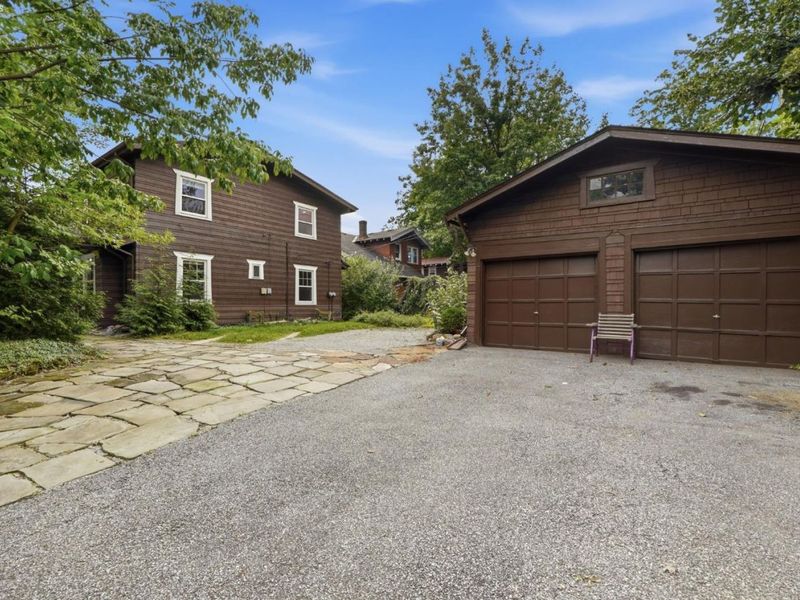 13067 Cedar Road, Other, OH 44118 Photo 6