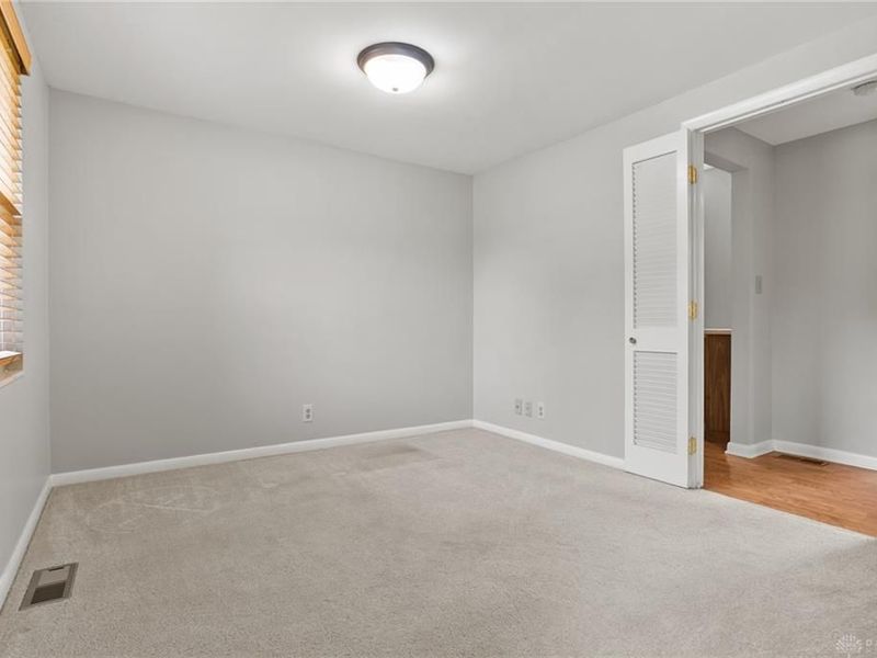 937 New England Avenue, Dayton, OH 45429 Photo 17