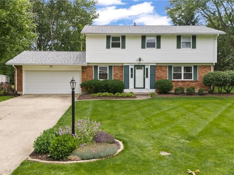 937 New England Avenue, Dayton, OH 45429 Photo 2