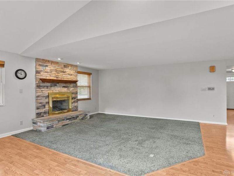 937 New England Avenue, Dayton, OH 45429 Photo 8
