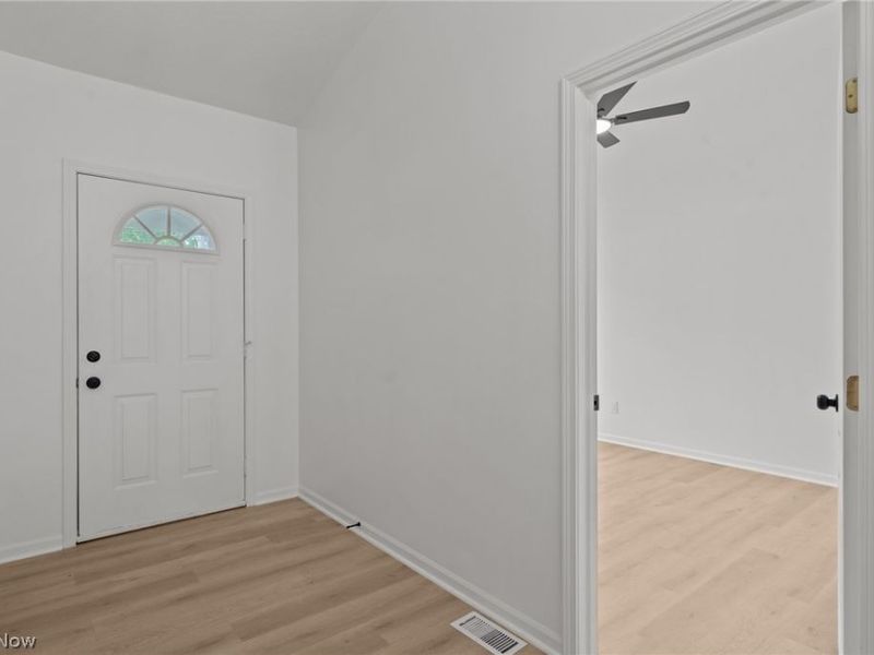 710 Erie Road, Eastlake, OH 44095 Photo 4