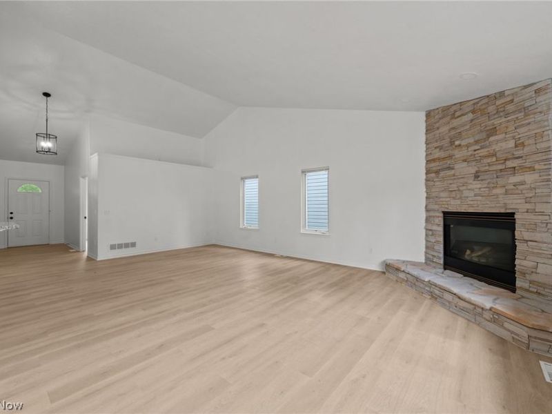 710 Erie Road, Eastlake, OH 44095 Photo 7