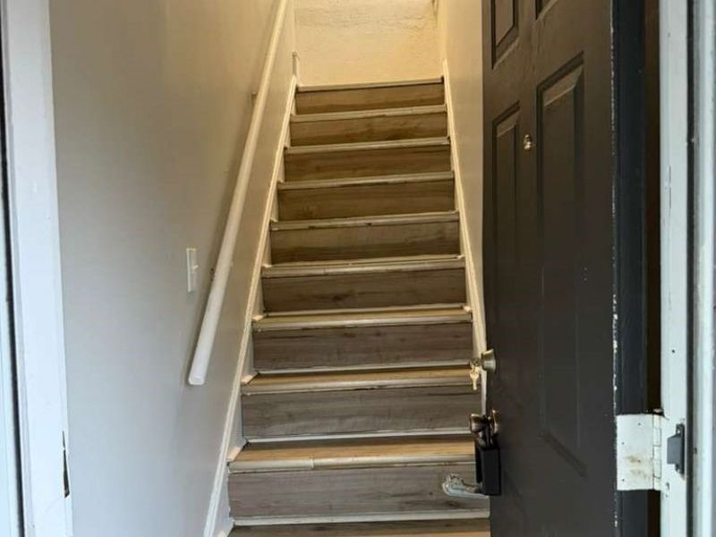 4106 Lee Road, Unit 3, Cleveland, OH 44128 Photo 8
