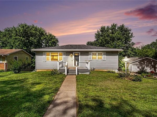 5808 Pleasant Avenue, St Joseph, MO 64503
