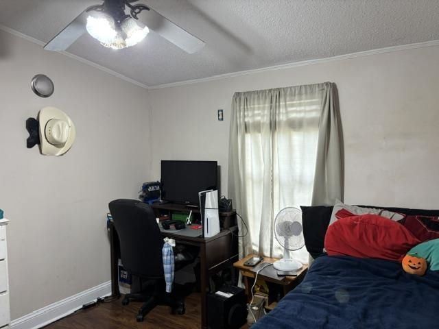 654 Pine Oaks Farm Rd. Photo 13