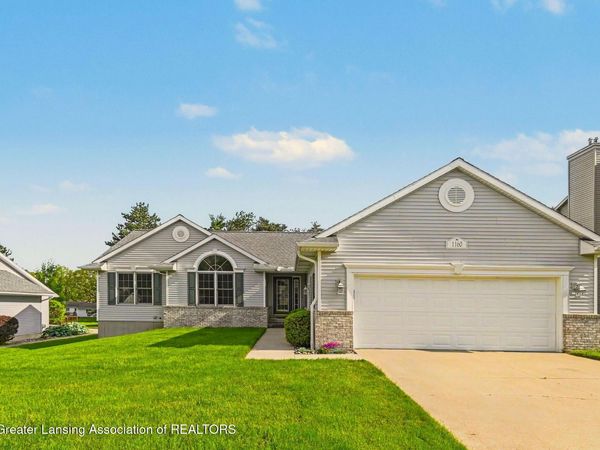 1160 Lacosta Drive, DeWitt, MI 48820