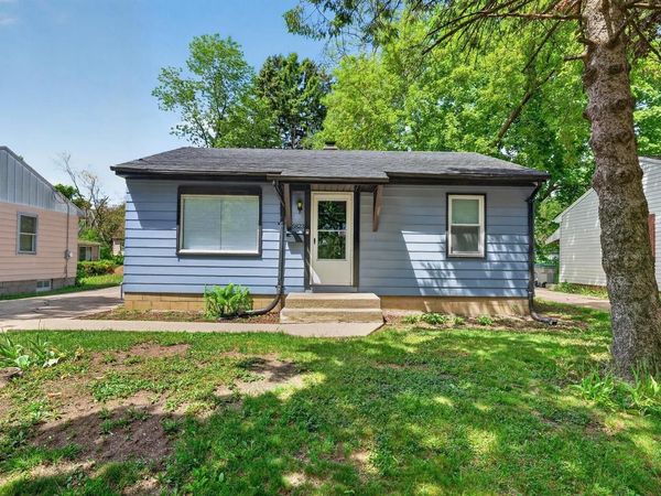 5823 N 36th STREET, Milwaukee, WI 53209