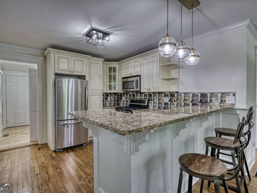 Property Image 9