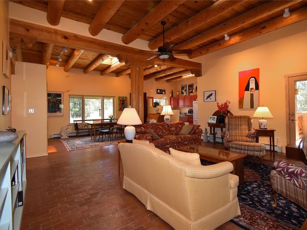 1 Encantado Court , Santa Fe, NM 87508