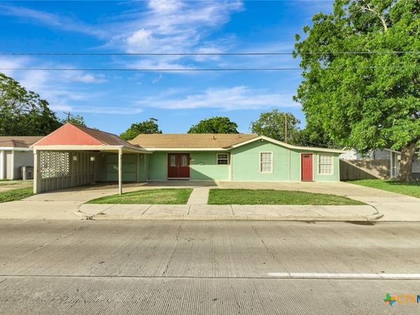 1504 Sam Houston Drive , Victoria, TX 77901