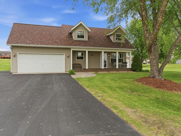 4488 Roberds Lake Trail, Faribault, MN 55021