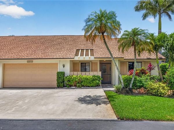 6072 Huntington Woods DR, Unit 17, NAPLES, FL 34112