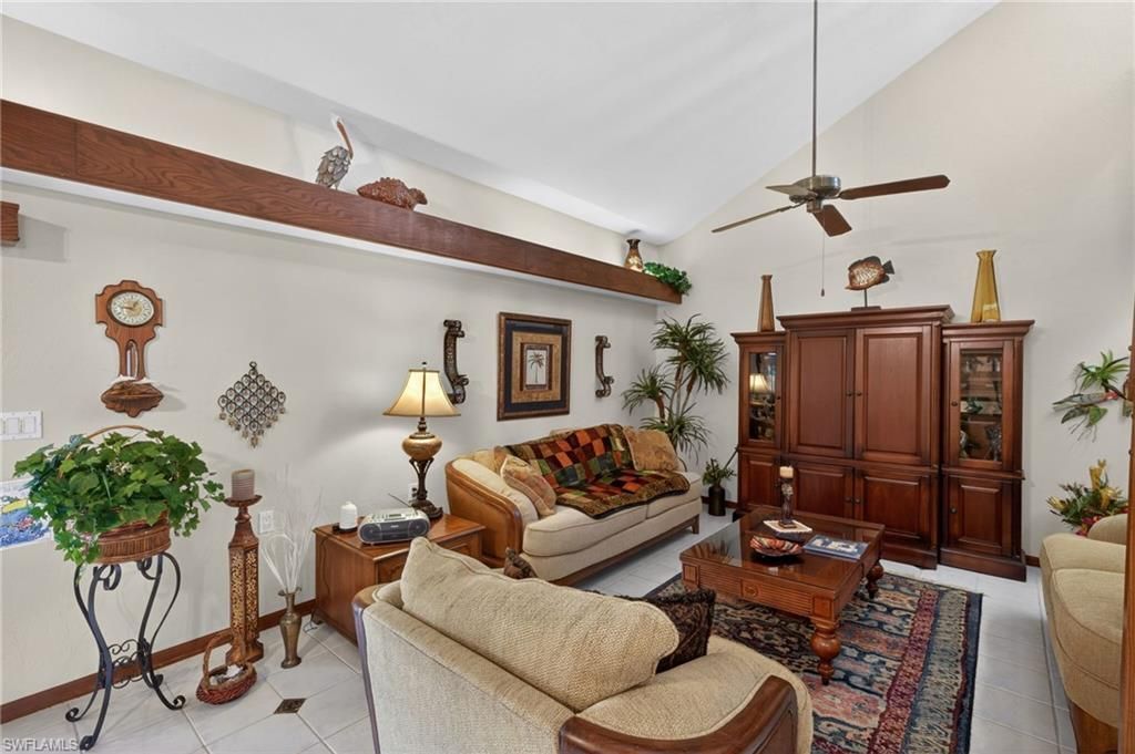6072 Huntington Woods Dr, Unit 17, Naples, FL 34112 Photo