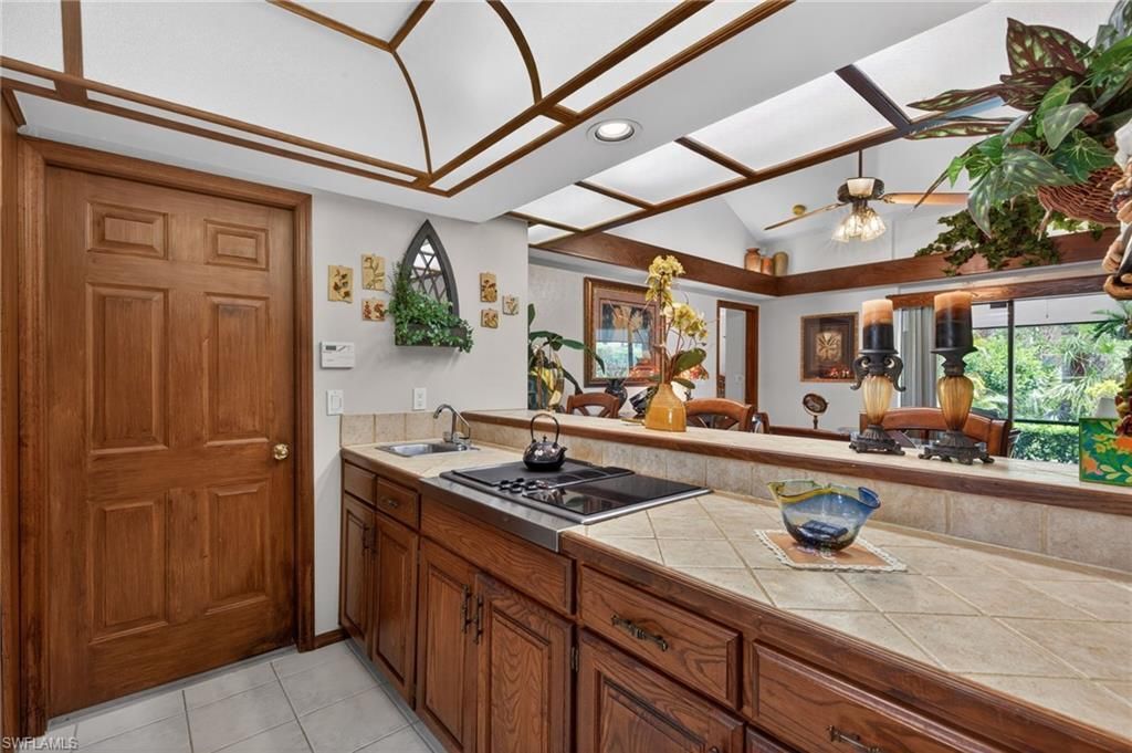 6072 Huntington Woods Dr, Unit 17, Naples, FL 34112 Photo