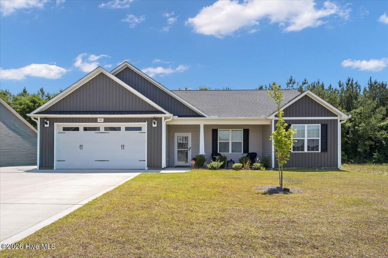174 Sacksonia Street, Raeford, NC 28376 Main Photo