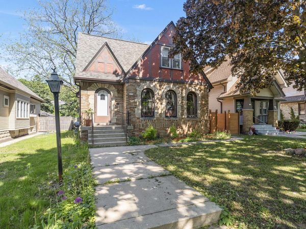 3134 N 53rd St, Milwaukee, WI 53216