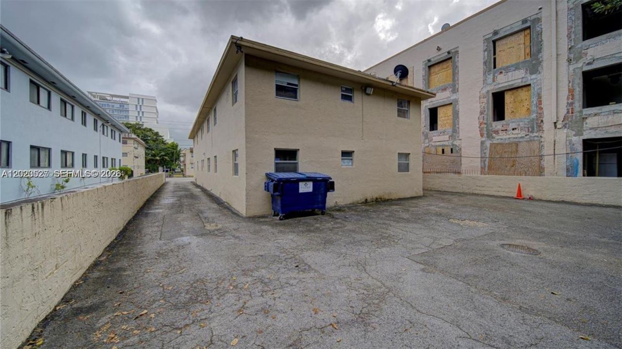 427 SW 6th St , Unit 2, Miami, FL 33130 Photo